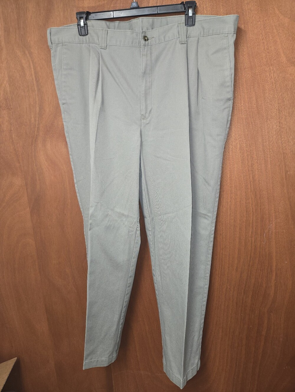 Harbor Bay Light Gray Pleated Men's Dress Pants 46x32